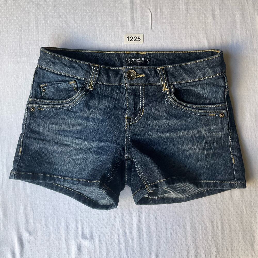 Sequin Heart Women’s Denim Short Shorts size 1 (XS), Jeans Blue